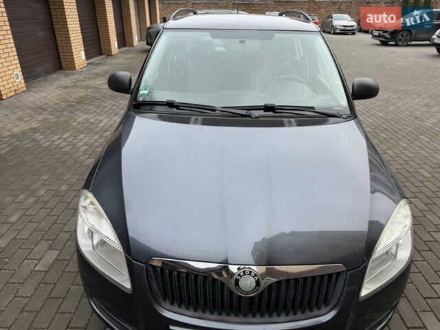 Серый Шкода Фабия, объемом двигателя 1.39 л и пробегом 240 тыс. км за 5400 $, фото 12 на Automoto.ua