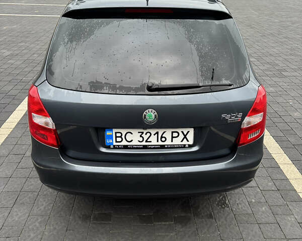 Сірий Шкода Фабія, об'ємом двигуна 1.2 л та пробігом 173 тис. км за 4500 $, фото 1 на Automoto.ua