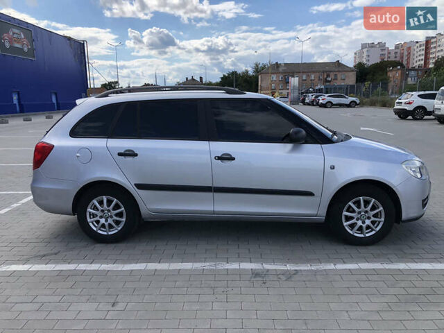 Сірий Шкода Фабія, об'ємом двигуна 1.4 л та пробігом 166 тис. км за 5650 $, фото 5 на Automoto.ua