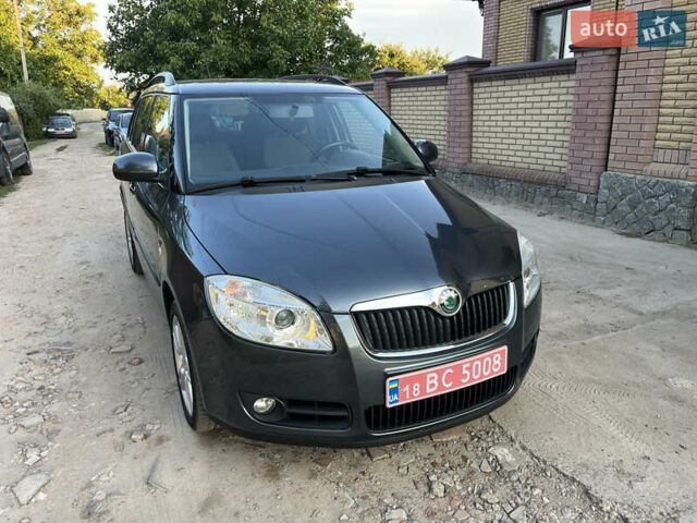 Сірий Шкода Фабія, об'ємом двигуна 1.6 л та пробігом 204 тис. км за 6450 $, фото 19 на Automoto.ua
