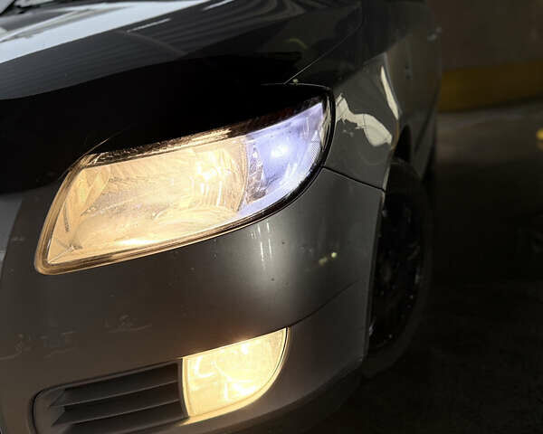 Серый Шкода Фабия, объемом двигателя 1.2 л и пробегом 115 тыс. км за 5300 $, фото 15 на Automoto.ua