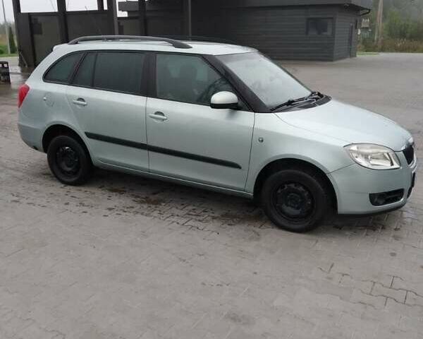 Сірий Шкода Фабія, об'ємом двигуна 1.6 л та пробігом 370 тис. км за 4999 $, фото 2 на Automoto.ua