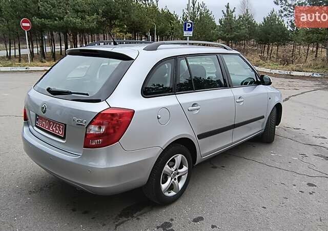 Серый Шкода Фабия, объемом двигателя 1.6 л и пробегом 189 тыс. км за 6100 $, фото 13 на Automoto.ua