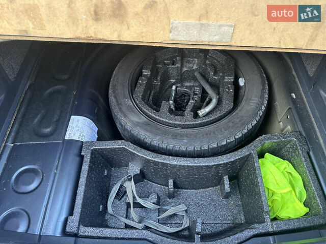 Сірий Шкода Фабія, об'ємом двигуна 1.6 л та пробігом 264 тис. км за 5350 $, фото 21 на Automoto.ua