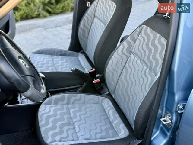 Сірий Шкода Фабія, об'ємом двигуна 1.4 л та пробігом 263 тис. км за 4750 $, фото 26 на Automoto.ua