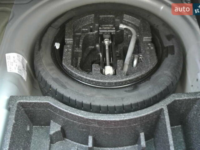 Сірий Шкода Фабія, об'ємом двигуна 1.4 л та пробігом 165 тис. км за 6650 $, фото 30 на Automoto.ua