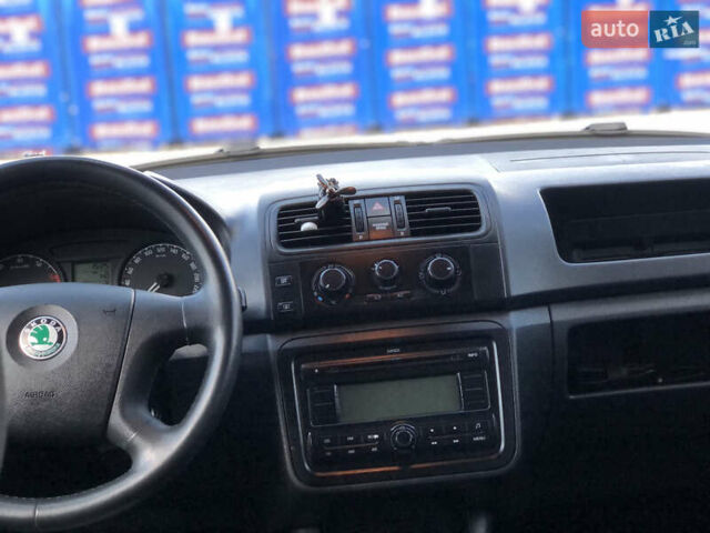Сірий Шкода Фабія, об'ємом двигуна 1.4 л та пробігом 166 тис. км за 5650 $, фото 24 на Automoto.ua