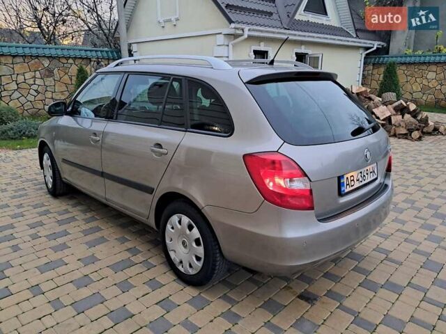Серый Шкода Фабия, объемом двигателя 1.6 л и пробегом 188 тыс. км за 5450 $, фото 81 на Automoto.ua