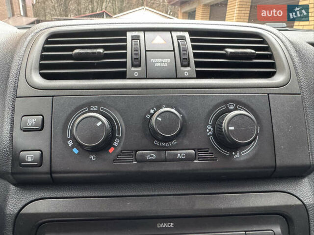 Серый Шкода Фабия, объемом двигателя 1.39 л и пробегом 240 тыс. км за 5400 $, фото 26 на Automoto.ua