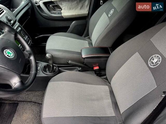 Серый Шкода Фабия, объемом двигателя 1.39 л и пробегом 150 тыс. км за 5300 $, фото 20 на Automoto.ua