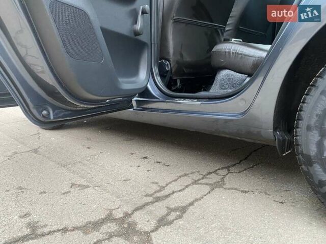 Серый Шкода Фабия, объемом двигателя 1.2 л и пробегом 168 тыс. км за 5500 $, фото 3 на Automoto.ua