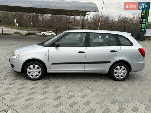 Сірий Шкода Фабія, об'ємом двигуна 1.2 л та пробігом 180 тис. км за 5300 $, фото 6 на Automoto.ua