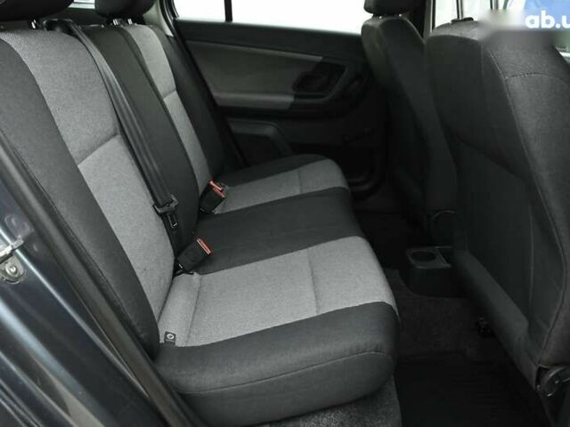 Серый Шкода Фабия, объемом двигателя 1.4 л и пробегом 242 тыс. км за 5350 $, фото 25 на Automoto.ua