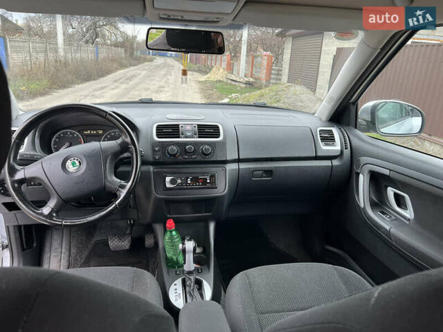 Серый Шкода Фабия, объемом двигателя 1.6 л и пробегом 239 тыс. км за 6750 $, фото 12 на Automoto.ua