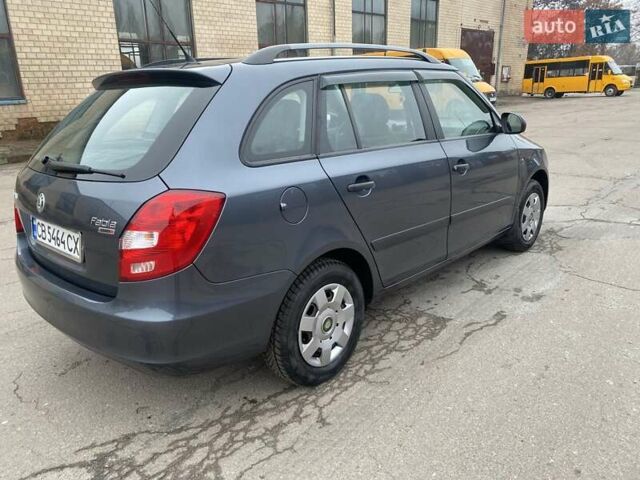 Серый Шкода Фабия, объемом двигателя 1.2 л и пробегом 168 тыс. км за 5500 $, фото 2 на Automoto.ua