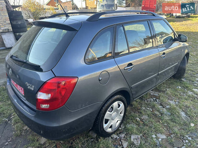Сірий Шкода Фабія, об'ємом двигуна 1.6 л та пробігом 264 тис. км за 5350 $, фото 11 на Automoto.ua