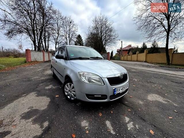 Серый Шкода Фабия, объемом двигателя 1.39 л и пробегом 150 тыс. км за 5300 $, фото 6 на Automoto.ua