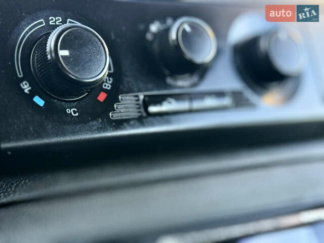 Сірий Шкода Фабія, об'ємом двигуна 1.4 л та пробігом 263 тис. км за 4750 $, фото 27 на Automoto.ua