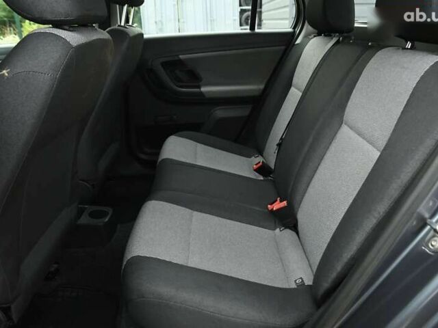 Серый Шкода Фабия, объемом двигателя 1.4 л и пробегом 242 тыс. км за 5350 $, фото 22 на Automoto.ua