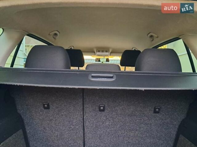 Серый Шкода Фабия, объемом двигателя 1.6 л и пробегом 188 тыс. км за 5450 $, фото 52 на Automoto.ua