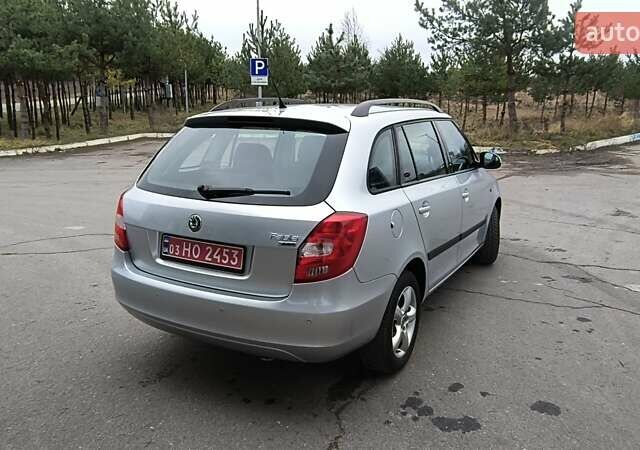 Серый Шкода Фабия, объемом двигателя 1.6 л и пробегом 189 тыс. км за 6100 $, фото 14 на Automoto.ua