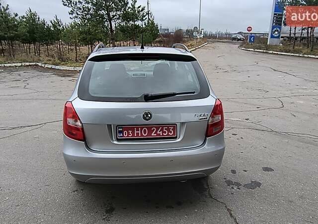 Серый Шкода Фабия, объемом двигателя 1.6 л и пробегом 189 тыс. км за 6100 $, фото 20 на Automoto.ua