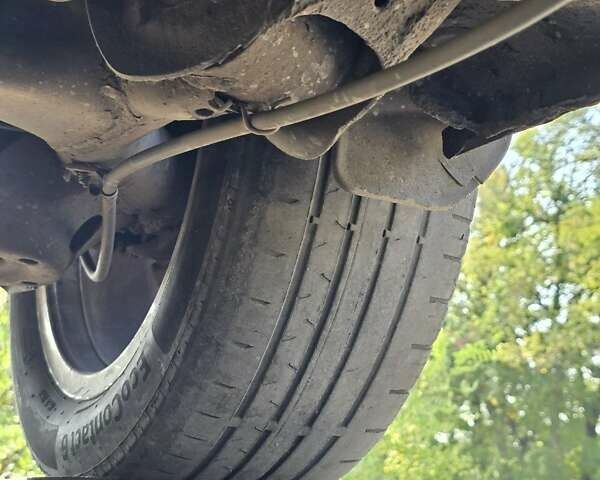 Сірий Шкода Фабія, об'ємом двигуна 1.6 л та пробігом 219 тис. км за 7300 $, фото 17 на Automoto.ua