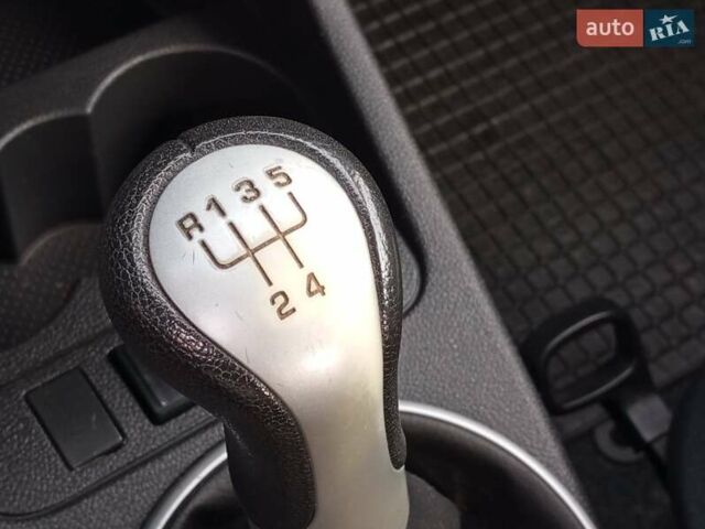 Сірий Шкода Фабія, об'ємом двигуна 1.4 л та пробігом 173 тис. км за 5850 $, фото 28 на Automoto.ua
