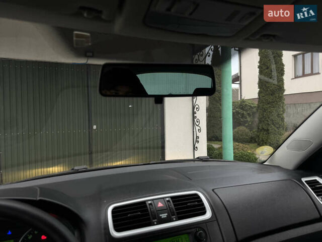 Серый Шкода Фабия, объемом двигателя 1.39 л и пробегом 180 тыс. км за 5750 $, фото 49 на Automoto.ua