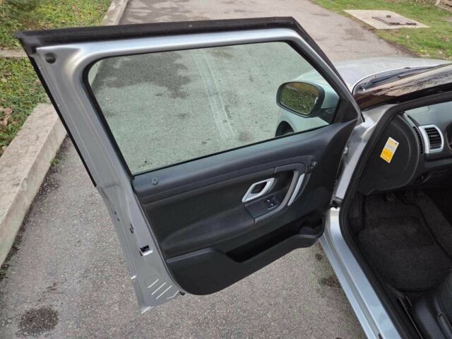 Серый Шкода Фабия, объемом двигателя 1.4 л и пробегом 172 тыс. км за 6550 $, фото 17 на Automoto.ua