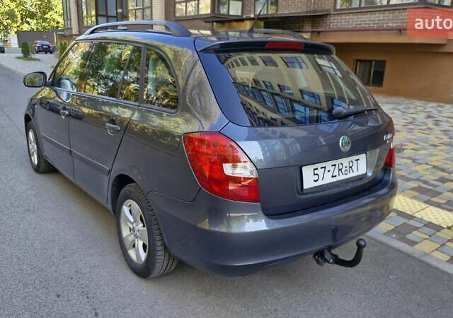 Серый Шкода Фабия, объемом двигателя 1.4 л и пробегом 182 тыс. км за 5999 $, фото 6 на Automoto.ua