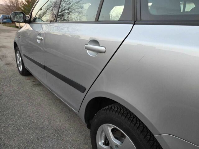 Серый Шкода Фабия, объемом двигателя 1.4 л и пробегом 172 тыс. км за 6550 $, фото 7 на Automoto.ua