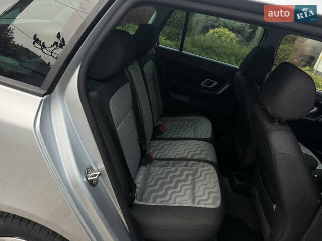 Серый Шкода Фабия, объемом двигателя 1.39 л и пробегом 180 тыс. км за 5750 $, фото 42 на Automoto.ua