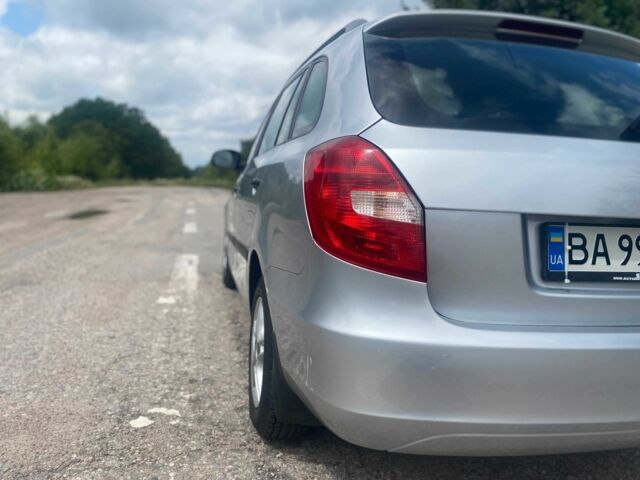 Сірий Шкода Фабія, об'ємом двигуна 1.2 л та пробігом 213 тис. км за 4300 $, фото 4 на Automoto.ua