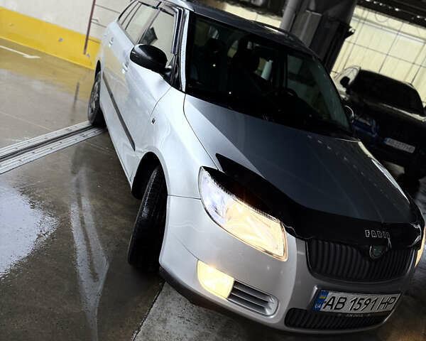 Серый Шкода Фабия, объемом двигателя 1.2 л и пробегом 115 тыс. км за 5300 $, фото 21 на Automoto.ua