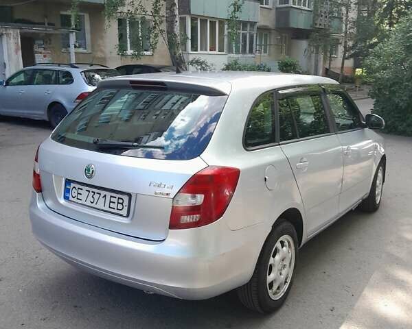 Серый Шкода Фабия, объемом двигателя 1.42 л и пробегом 320 тыс. км за 4200 $, фото 4 на Automoto.ua
