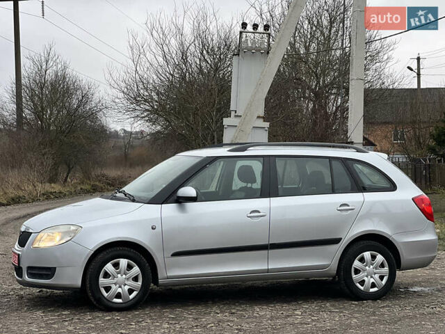 Серый Шкода Фабия, объемом двигателя 1.4 л и пробегом 176 тыс. км за 5600 $, фото 9 на Automoto.ua