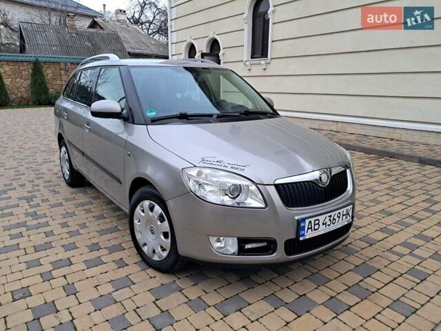 Серый Шкода Фабия, объемом двигателя 1.6 л и пробегом 188 тыс. км за 5450 $, фото 3 на Automoto.ua
