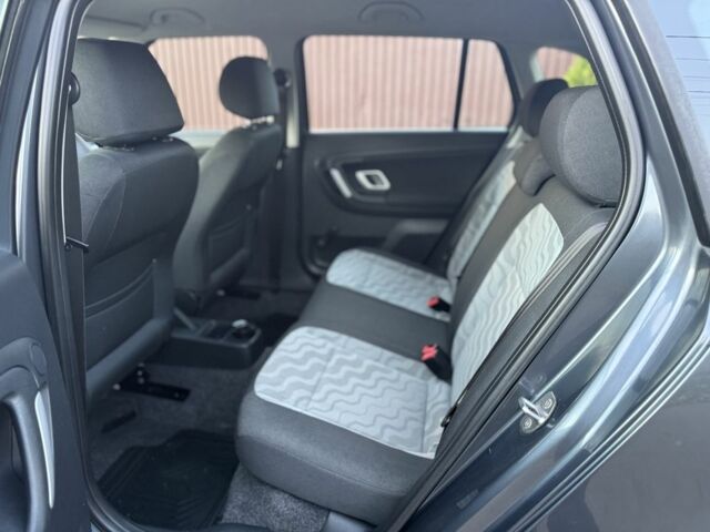 Сірий Шкода Фабія, об'ємом двигуна 0 л та пробігом 170 тис. км за 6000 $, фото 16 на Automoto.ua