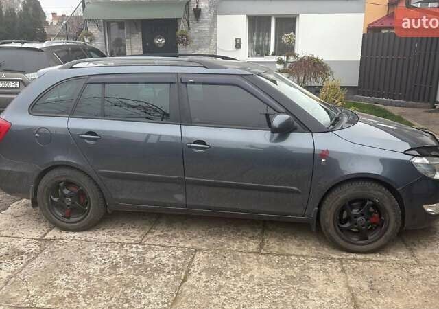 Сірий Шкода Фабія, об'ємом двигуна 1.2 л та пробігом 243 тис. км за 5200 $, фото 2 на Automoto.ua