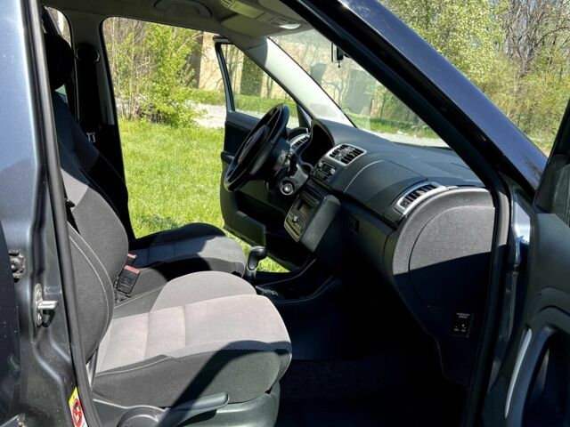 Сірий Шкода Фабія, об'ємом двигуна 1.4 л та пробігом 218 тис. км за 5700 $, фото 11 на Automoto.ua