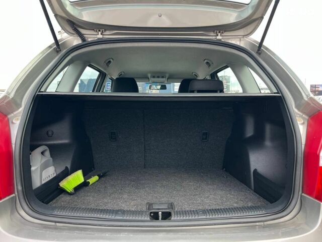 Серый Шкода Фабия, объемом двигателя 1.2 л и пробегом 208 тыс. км за 6990 $, фото 33 на Automoto.ua