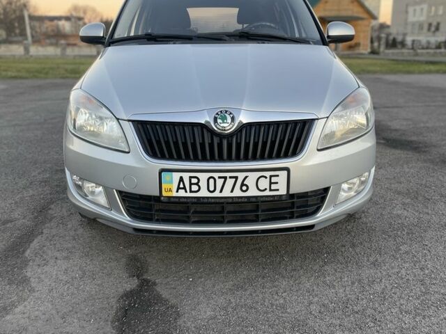 Серый Шкода Фабия, объемом двигателя 1.4 л и пробегом 173 тыс. км за 6200 $, фото 1 на Automoto.ua