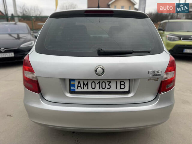 Серый Шкода Фабия, объемом двигателя 1.4 л и пробегом 240 тыс. км за 3999 $, фото 10 на Automoto.ua