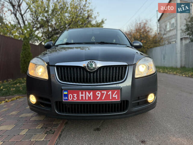 Сірий Шкода Фабія, об'ємом двигуна 0 л та пробігом 170 тис. км за 6000 $, фото 18 на Automoto.ua