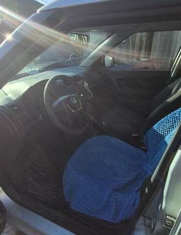 Шкода Фабия 2010 в Борисполе на Automoto.ua Серый Шкода Фабия, объемом двигателя 1.2 л и пробегом 311 тыс. км за 4500 $, фото 3 на Automoto.ua