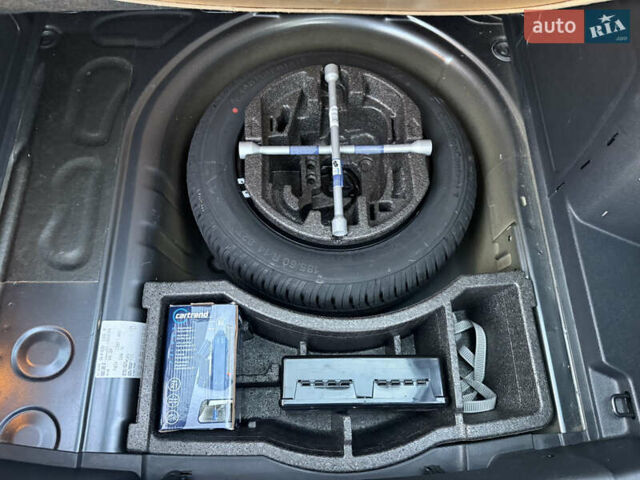 Сірий Шкода Фабія, об'ємом двигуна 0 л та пробігом 170 тис. км за 6000 $, фото 46 на Automoto.ua