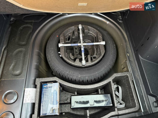 Серый Шкода Фабия, объемом двигателя 0 л и пробегом 170 тыс. км за 6000 $, фото 37 на Automoto.ua