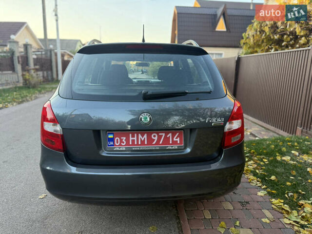 Сірий Шкода Фабія, об'ємом двигуна 0 л та пробігом 170 тис. км за 6000 $, фото 4 на Automoto.ua