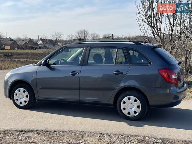 Сірий Шкода Фабія, об'ємом двигуна 1.4 л та пробігом 260 тис. км за 5800 $, фото 6 на Automoto.ua